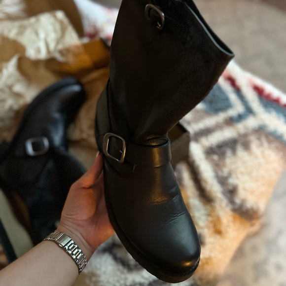 Frye boots - Picture 6 of 9
